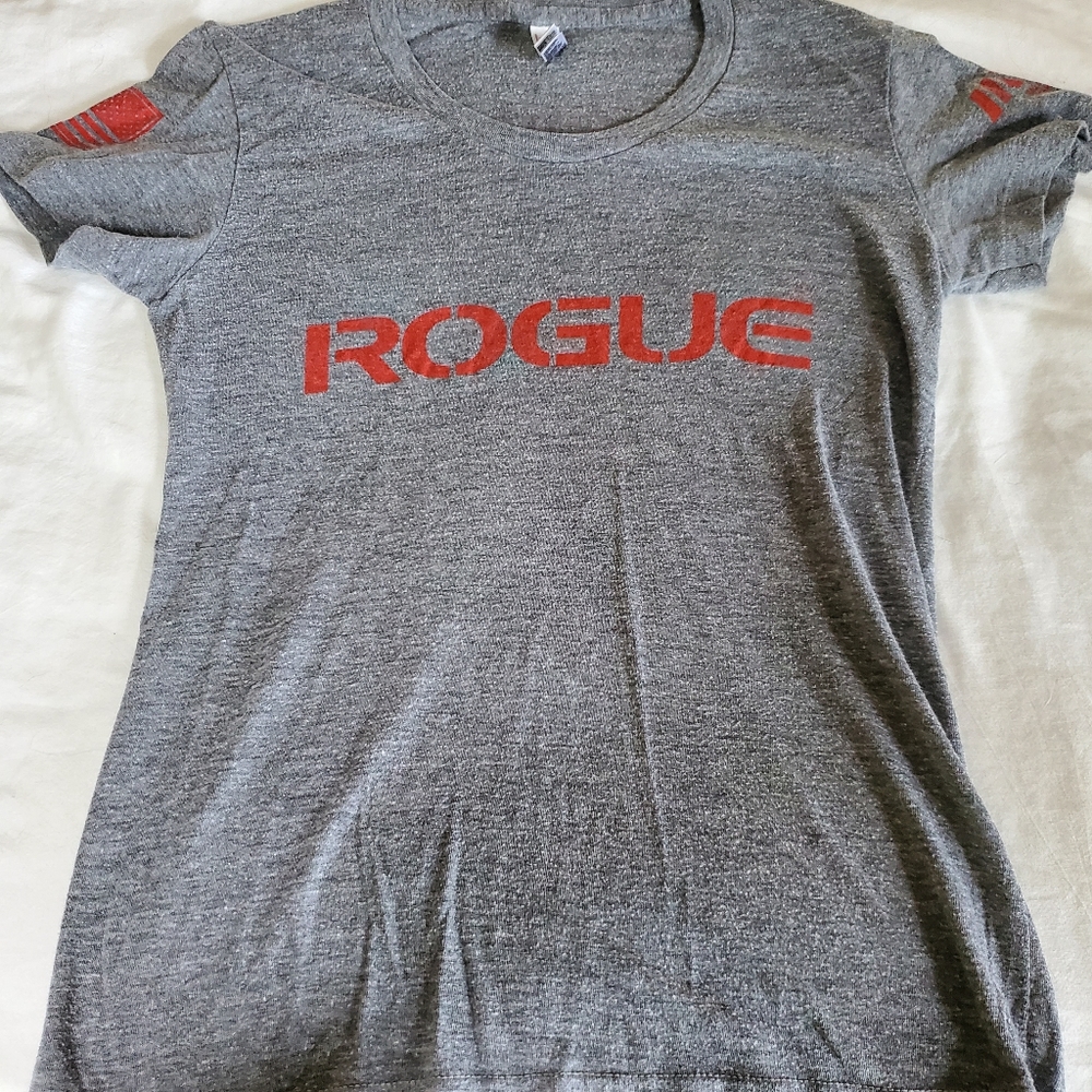 Rogue fitness t shirt